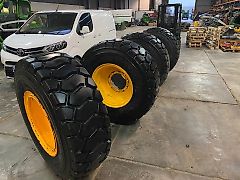 BKT Earth Max 17.5R25