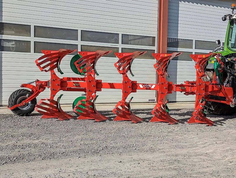 AGRO-MASZ PO5-85 Streifenkörper, 5-Schar Pflug