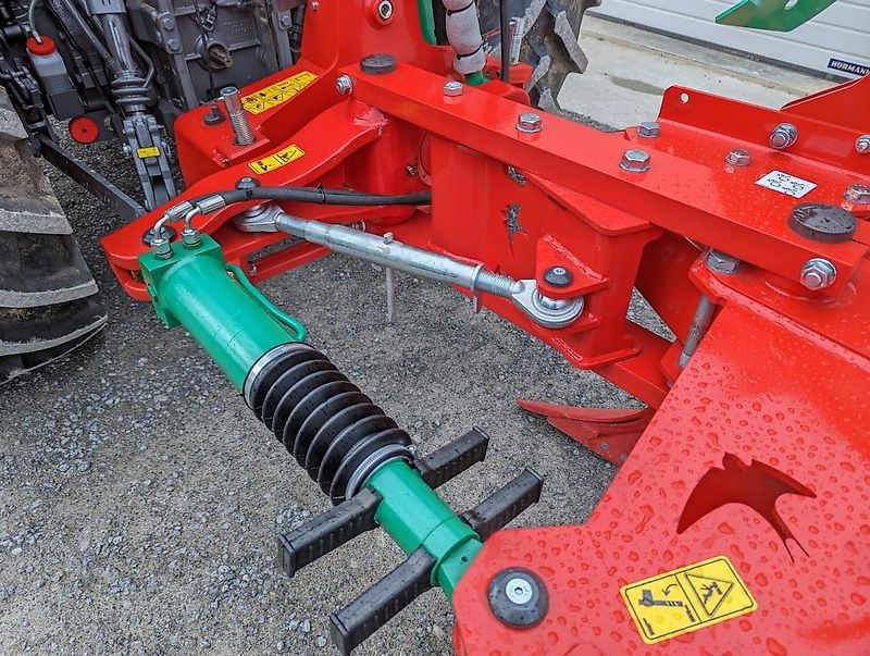 AGRO-MASZ PO5-85 Streifenkörper, 5-Schar Pflug