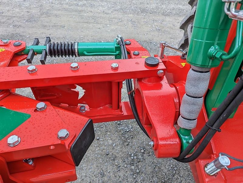 AGRO-MASZ PO5-85 Streifenkörper, 5-Schar Pflug