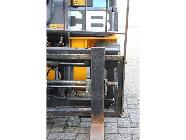 JCB E30-19
