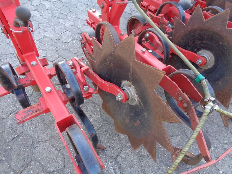 Rau 12 Reihige HackeHydr Klappun TYP Culti Crop 45cm