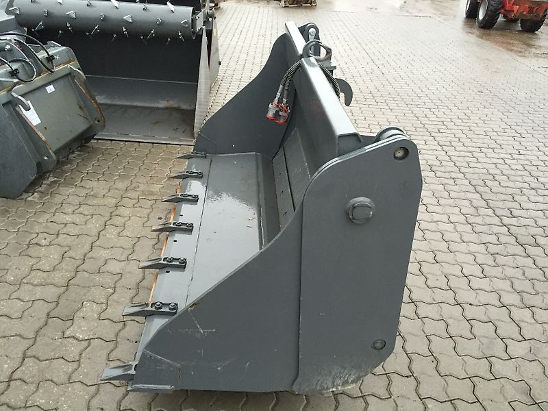 Weidemann Schaufel für Weidemann Radlader 4070 mit Hydr.Verriegelung 0
