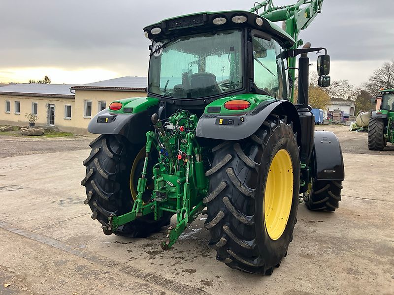 John Deere 6135R + FL 643R