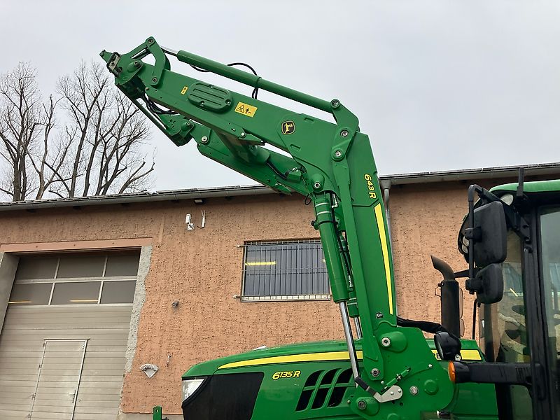 John Deere 6135R + FL 643R
