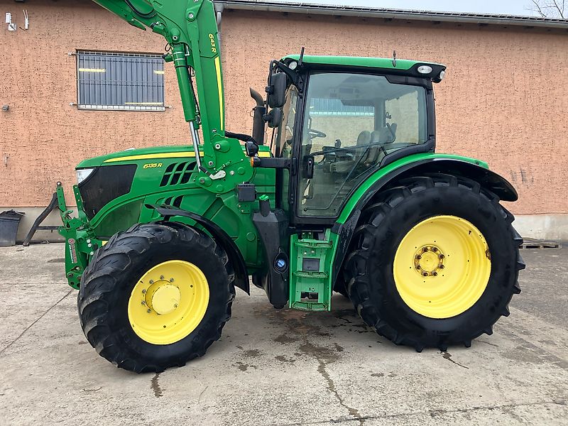 John Deere 6135R + FL 643R