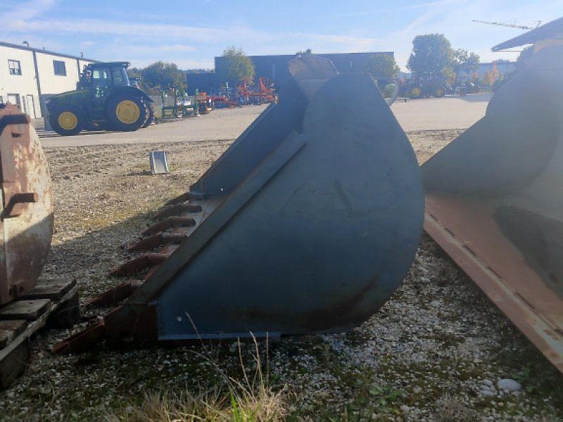 Weidemann Erdschaufel