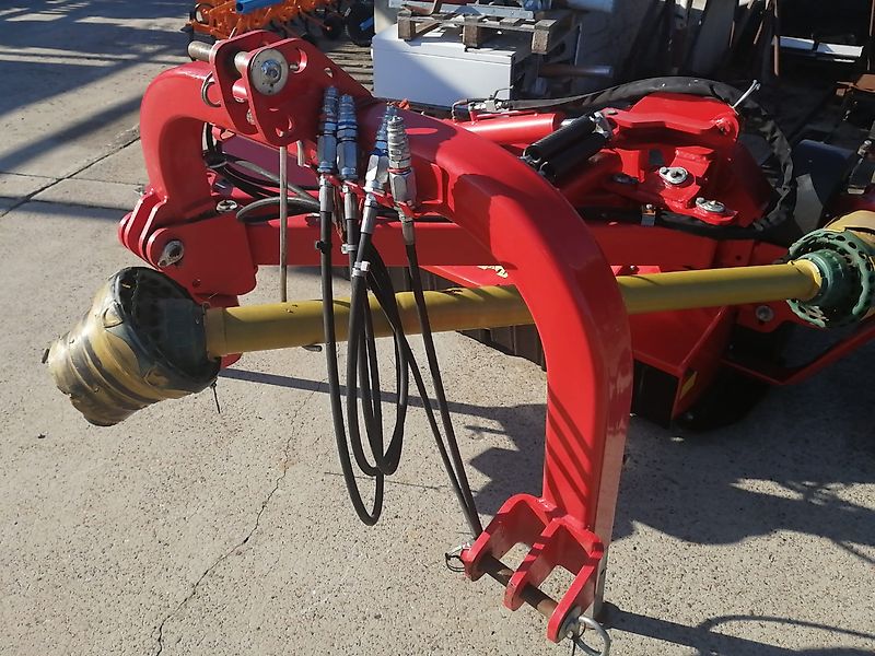 Tehnos Thenos Seitentmulcher Tehnos MB Profi LW220R Arbeitsbreite 220cm Gewicht 1042kg Seitenverschiebung 140cm 55 Grad in Gräben & 90 Grad für Wegeränder