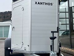 Humbaur Xanthos 2-Pferdeanhänger 2,4t. SK DS NEU