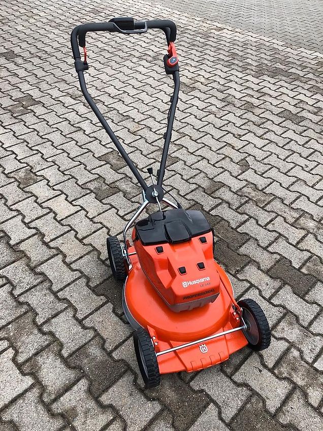 Husqvarna Mulchmäher LB 548i