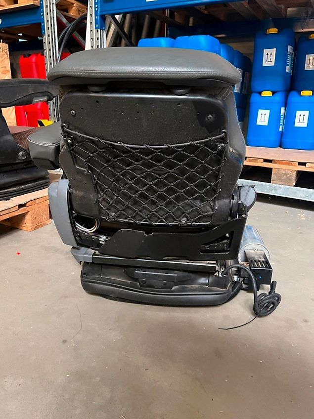 New Holland Traktor Fahrersitz 47544031 passend für T6 & T7 200h