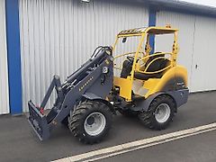Eurotrac W12-S 26 PS Hoflader Schutzdach, 2,55 m Arm, 3. & 4. Steuerkreis, Doppelspeed, Breitreifen