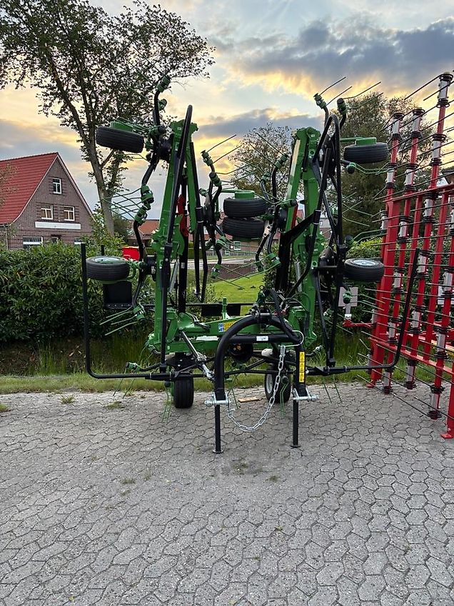 SaMASZ P8-890 8 Kreisel Heuwender Zetter Kehrer Kreiselheuer