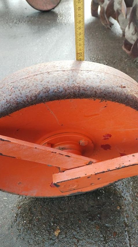 Howard Howard Rotavator HK 20 HB Serie U HR 20 HR 28 HR 40 HR50 HR30 HR20 3 Fräsen zur Revitalisierung