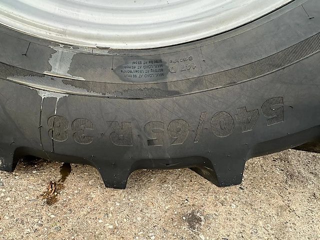 Massey Ferguson MF 5710 SL MF 5710 SL + Voorlader ex staatsbos beheer