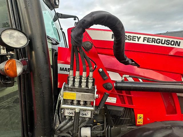 Massey Ferguson MF 5710 SL MF 5710 SL + Voorlader ex staatsbos beheer