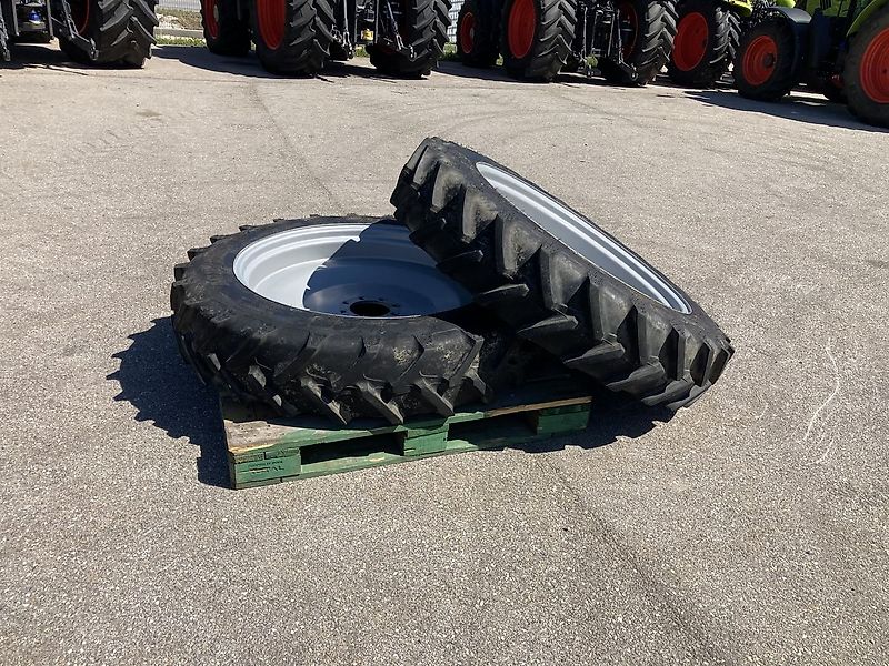 BKT Agrimax RT955 270/95R36