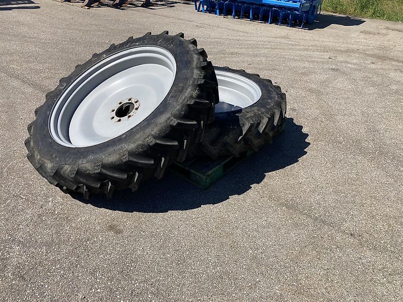 BKT Agrimax RT955 270/95R36