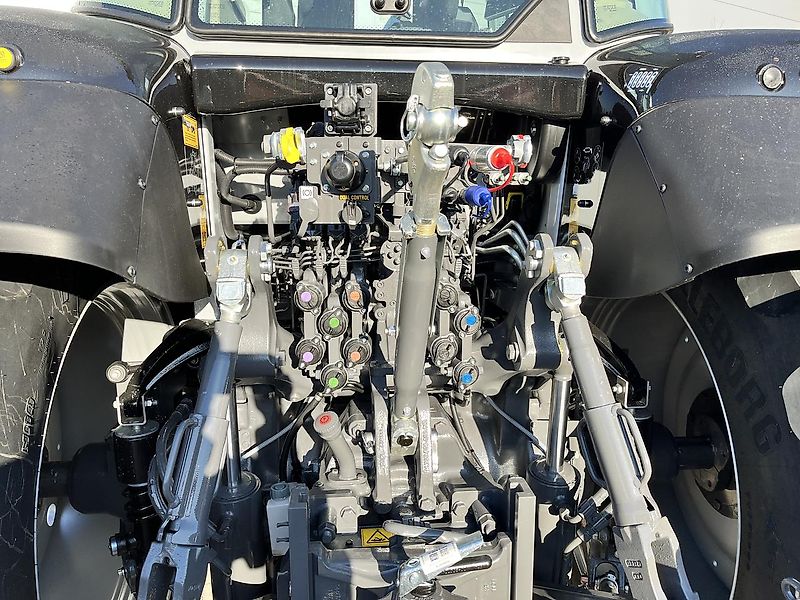 Massey Ferguson 7S.190 Dyna VT Exclusive