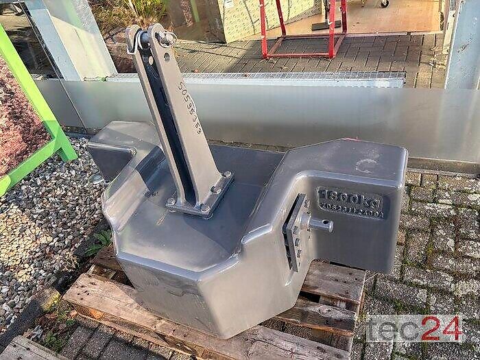 Fendt 1800 kg Frontgewicht