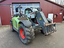 Claas Scorpion 7055