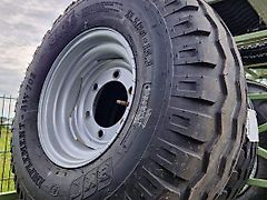 BKT 11.5/80-15.3 BKT AW702 10PR 99% COW 6GTS ET0