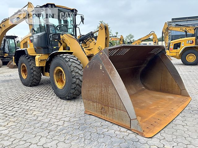 Caterpillar 926M
