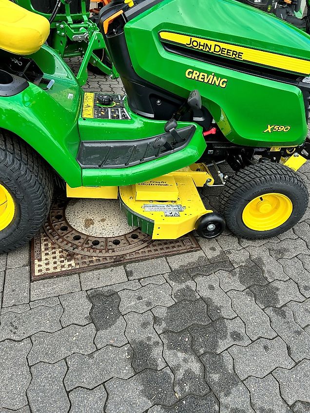 John Deere X590 Feucht