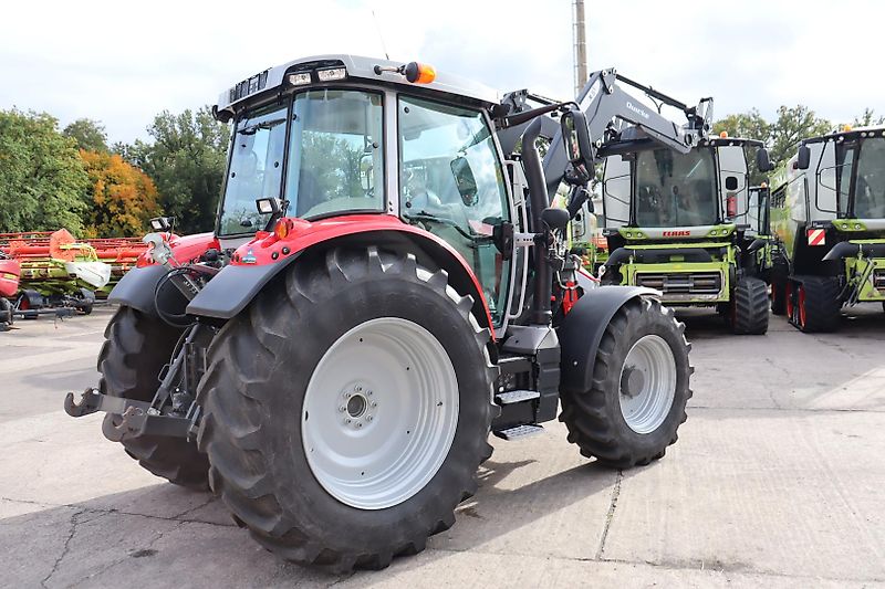 Massey Ferguson 5S135 DYNA-6 ESSENTIAL.F/Z.FRONTLADER