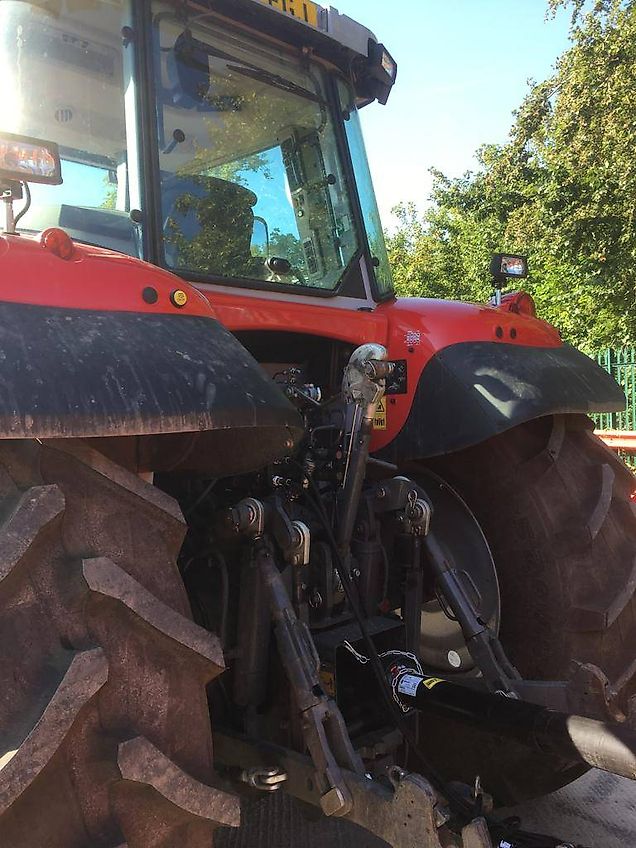 Massey Ferguson 6S.145 ESD6