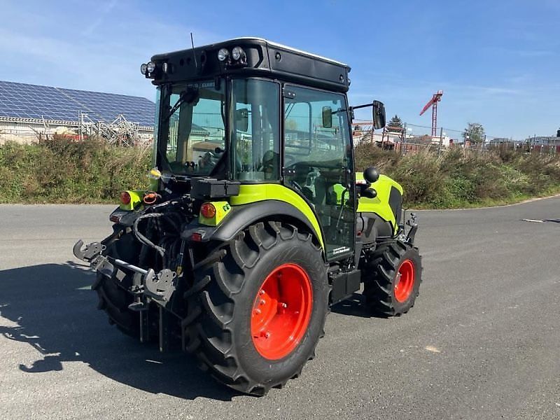 Claas NEXOS 240 M ADVANCED VF