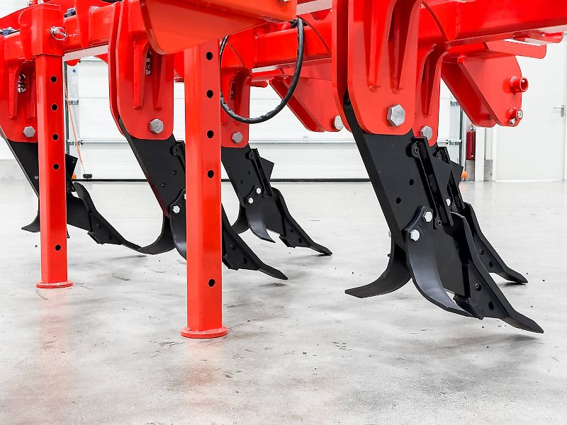 Gaspardo Pinocchio 250/5 2,5 m subsoiler, 45 cm working depth, 5 tines, hydraulic twin spike roller