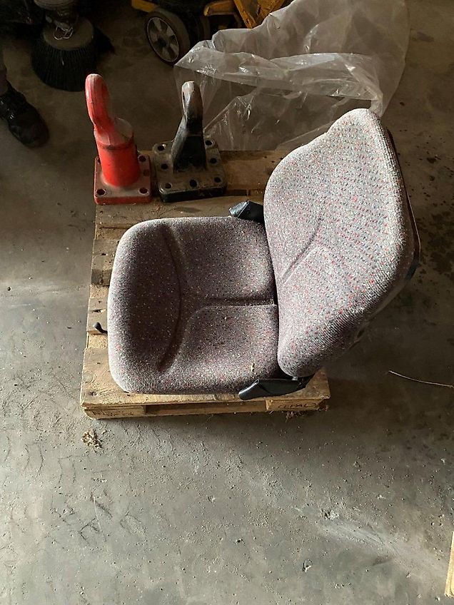Cobo Fahrersitz SC74/ M200