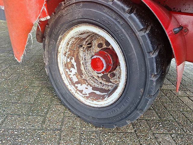 JF-Stoll 18M3 VOERMENGWAGEN