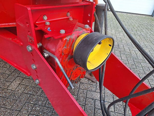 JF-Stoll 18M3 VOERMENGWAGEN