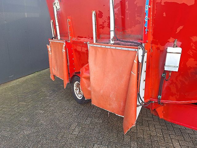 JF-Stoll 18M3 VOERMENGWAGEN