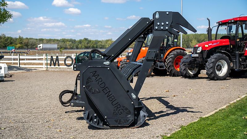 Aardenburg Delta XL 2250 Black Grizzly / Forstmulcher mit Rotor mit festen Zähnen 230 cm