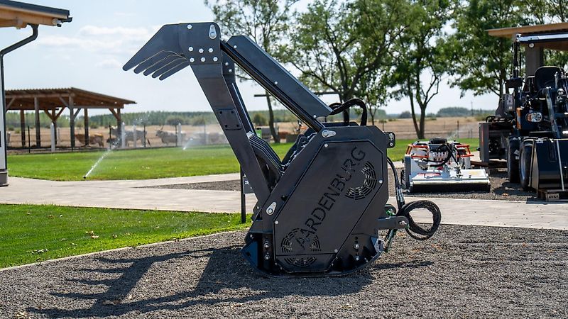 Aardenburg Delta XL 2250 Black Grizzly / Forstmulcher mit Rotor mit festen Zähnen 230 cm