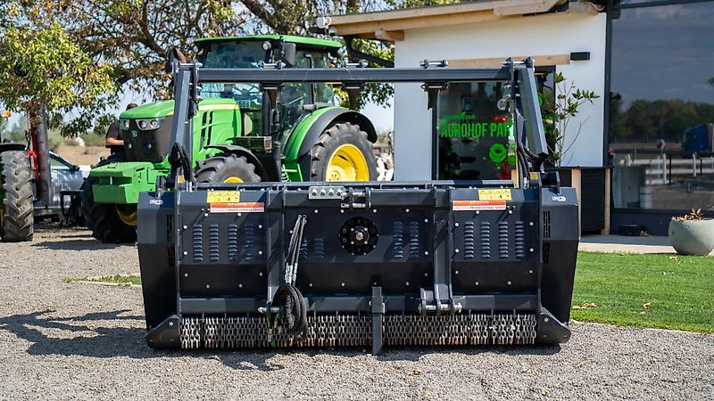 Aardenburg Delta XL 2250 Black Grizzly / Forstmulcher mit Rotor mit festen Zähnen 230 cm