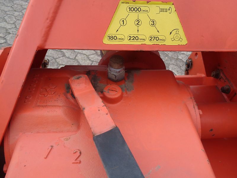 Howard Howard Bodenfräse Modell HR35 305DU Arbeitsbreite 315 cm mit 500 mm Stützräder zur exakten Tiefenführung keine Maschio, Celli, Krone, Fräse mit Drehzahlverstellung