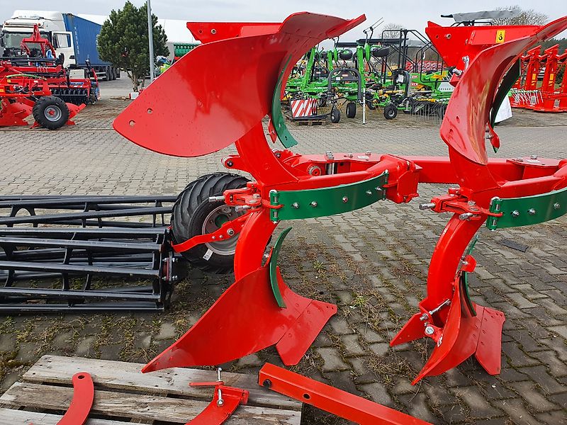 AGRO-MASZ Pług obrotowy 5/ Drehpflug Agro-Masz 5