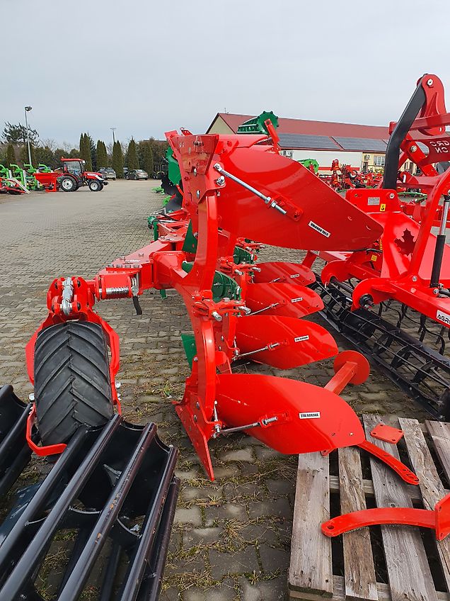 AGRO-MASZ Pług obrotowy 5/ Drehpflug Agro-Masz 5