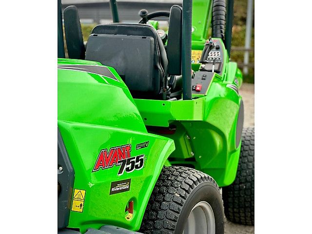 Avant 755i TDL Kniklader/Shovel