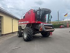Massey Ferguson 7270 AL-4, BJ 2011, Hangausgleich (Montana), Allrad, 2500 BST, Klima, 6,20 m Schneidwerk, KEINE RAPSMESSER