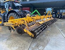 AGRISEM Disc-O-Mulch 6m porté AGRISEM Disc-O-Mulch 6m porté