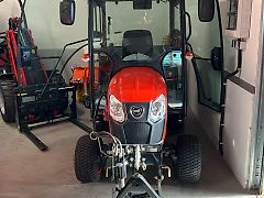 Kioti CS2520 mit Kabine