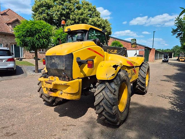 New Holland LM 410