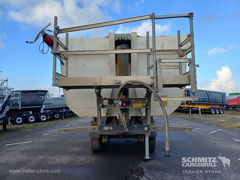 Schmitz Kipper Stahlrundmulde 24m³