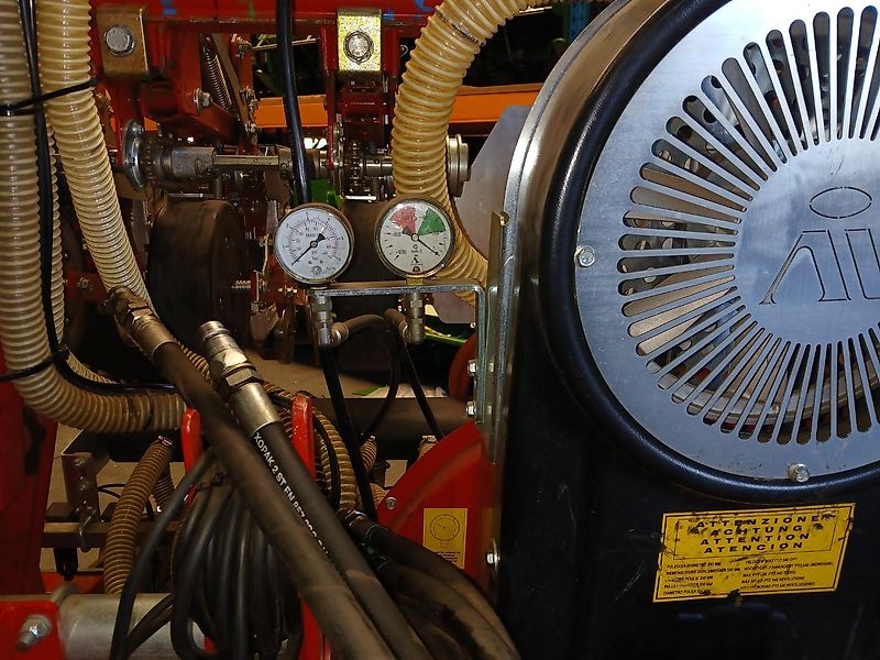 Agricola Italiana Agricola uien groente zaaimachine