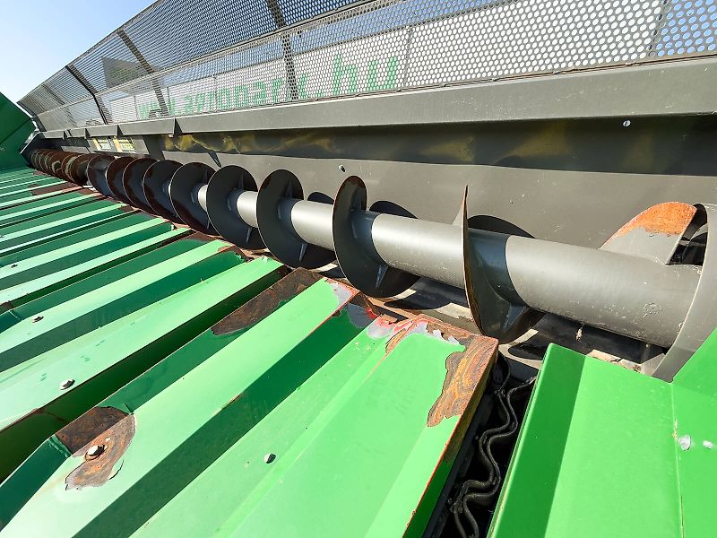 Ziegler Sunflower Champion 12R John Deere 12 row sunflower header, 75 cm row distance, for John Deere S and T combines